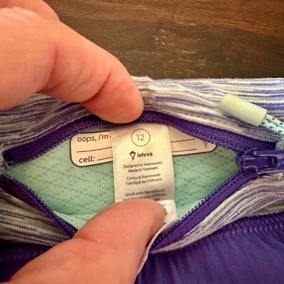 Ivivva by Lululemon girls shorts - Picture 4 of 4